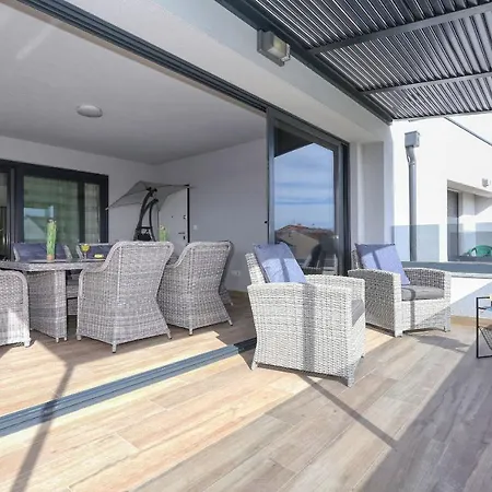 Luxury Apartment Isabell Zaton  Exterior photo
